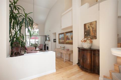 6909 Avocet Ct, Carlsbad, CA 92011 photo 2