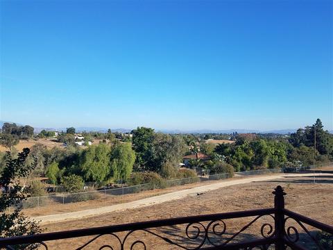 906 Ridge Hts, Fallbrook, CA 92028 photo 5