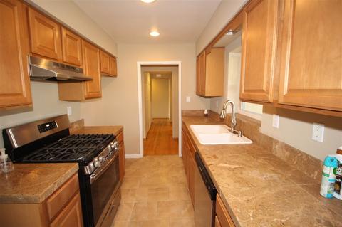 624 Hillside Ter, Vista, CA 92084 photo 8