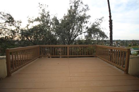 624 Hillside Ter, Vista, CA 92084 photo 4