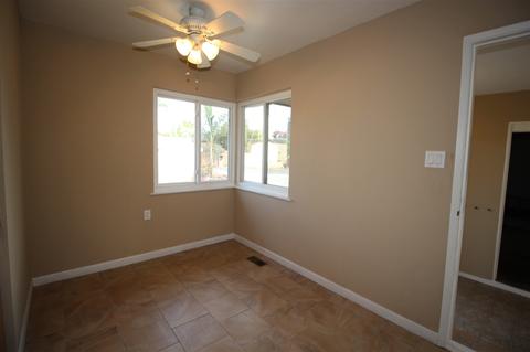 624 Hillside Ter, Vista, CA 92084 photo 9