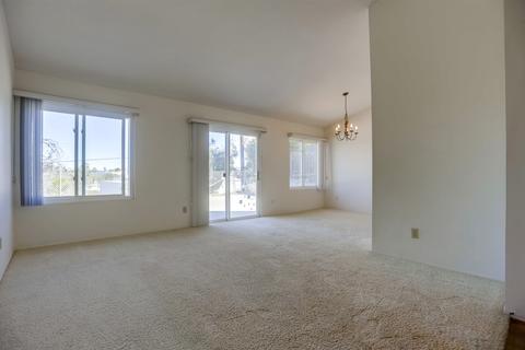 4712 Lofty Grove Dr, Oceanside, CA 92056 photo 4