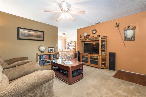 12955 Gate Dr, Poway, CA 92064 photo 4