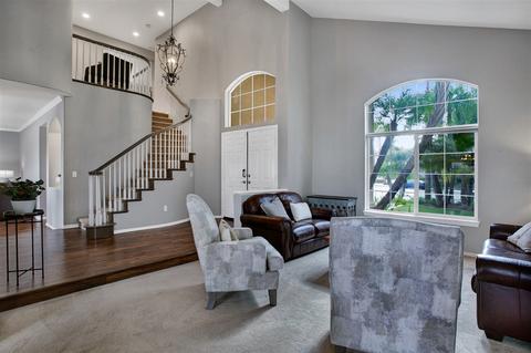 1398 Nightshade Rd N, Carlsbad, CA 92011 photo 3