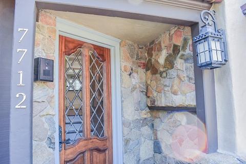 7712 Hillside Dr, La Jolla, CA 92037 photo 24