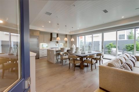 714 E Ave, Coronado, CA 92118 photo 2
