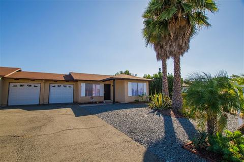 4757 Westridge Dr, Oceanside, CA 92056 photo 2