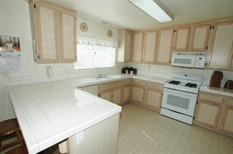 14527 Deverill Dr, El Cajon, CA 92021 photo 6