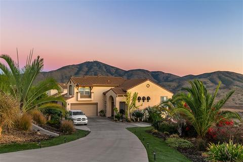 9821 Apple St, Spring Valley, CA 91977 photo 1