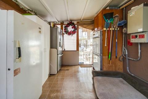 1586 Sunrise Dr, Vista, CA 92084 photo 22