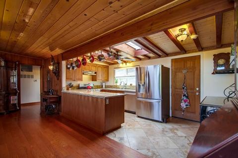 1586 Sunrise Dr, Vista, CA 92084 photo 10