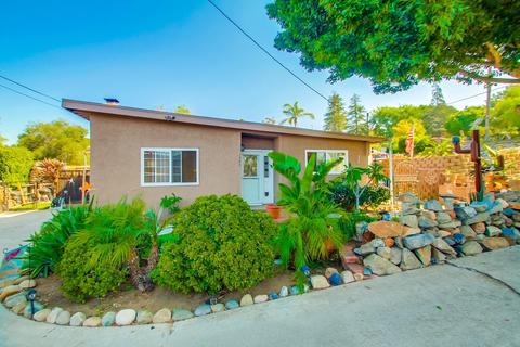 1586 Sunrise Dr, Vista, CA 92084 photo 2