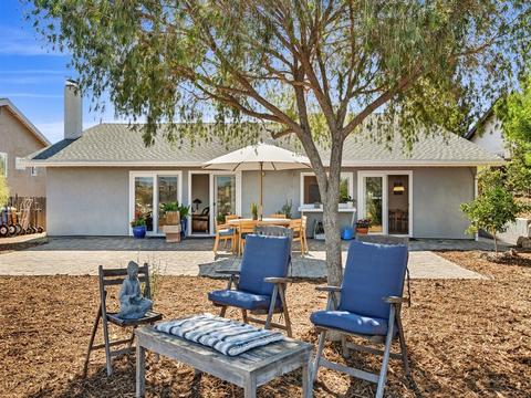 10858 Avenida Roberta, Spring Valley, CA 91978 photo 16