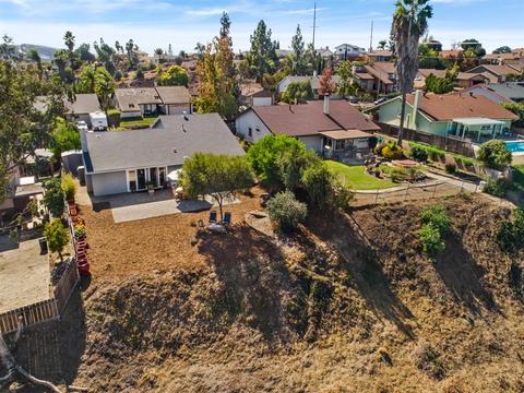 10858 Avenida Roberta, Spring Valley, CA 91978 photo 20