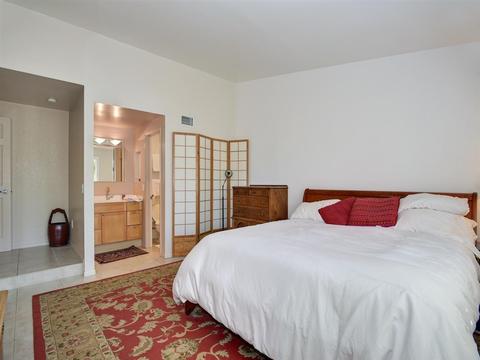 10858 Avenida Roberta, Spring Valley, CA 91978 photo 11