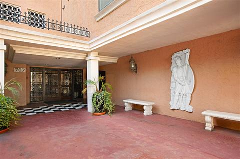 707 Orange Ave #2C, Coronado, CA 92118 photo 24