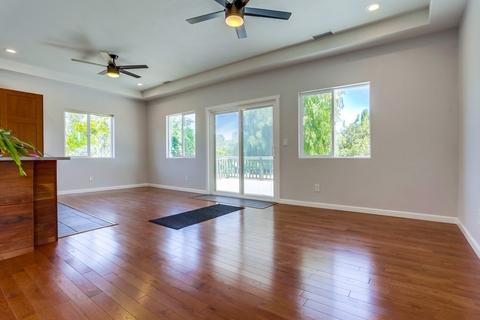 315 W Dougherty St, Fallbrook, CA 92028 photo 3