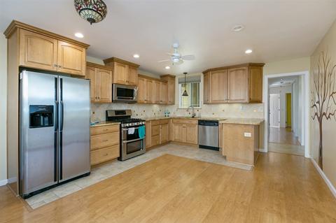 2751 Pauline Way, Oceanside, CA 92056 photo 7