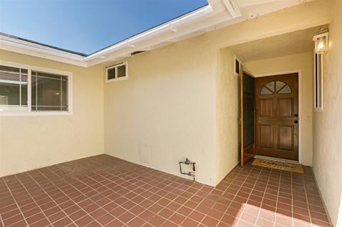 2751 Pauline Way, Oceanside, CA 92056 photo 4