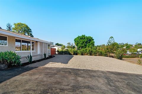 9106 Emerald Grove Ave, Lakeside, CA 92040 photo 3