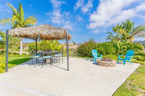 2397 Carriage Cir, Oceanside, CA 92056 photo 3