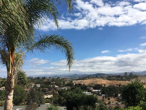 2390 Royal Crest Dr, Escondido, CA 92025 photo 25