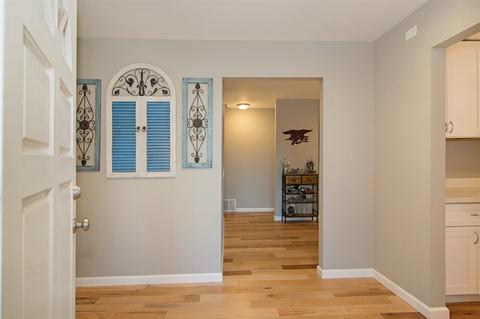 7862 Suncrest Dr, La Mesa, CA 91942 photo 3