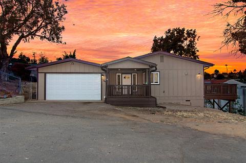 7862 Suncrest Dr, La Mesa, CA 91942 photo 2