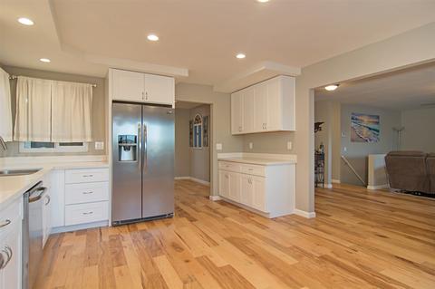 7862 Suncrest Dr, La Mesa, CA 91942 photo 12