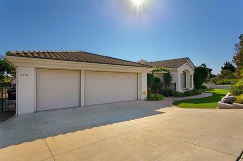 3834 Flowerwood Ln, Fallbrook, CA 92028 photo 1