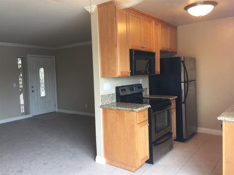 615 9th St #10, Imperial Beach, CA 91932 photo 6