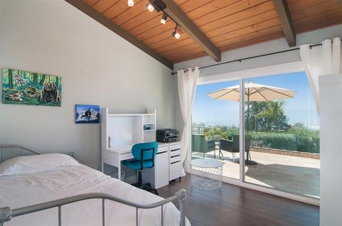 6642 Muirlands Dr, La Jolla, CA 92037 photo 16