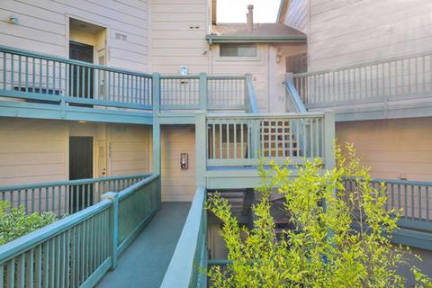 3033 Golden Oak Way, Spring Valley, CA 91978 photo 2