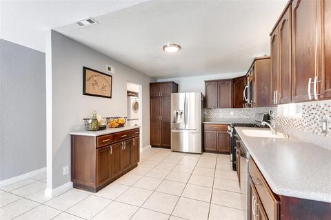 604 Hunter St, Oceanside, CA 92058 photo 8