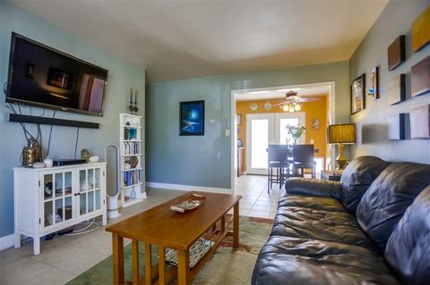 1029 Capistrano Dr, Oceanside, CA 92058 photo 4