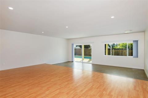 8501 Devos Dr, Santee, CA 92071 photo 4