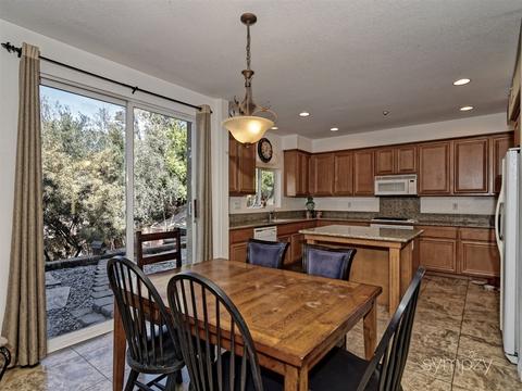 2228 Marquand Ct, Alpine, CA 91901 photo 2