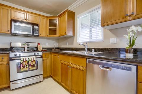 180 Avenida Descanso #G, Oceanside, CA 92057 photo 9