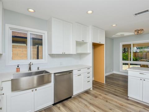 740 E Palmyra Ave, Orange, CA 92866 photo 5