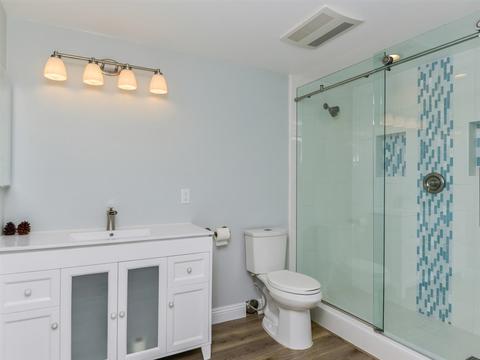 740 E Palmyra Ave, Orange, CA 92866 photo 16