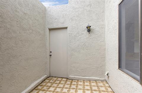 8215 Caminito Lacayo, La Jolla, CA 92037 photo 19