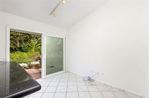 8215 Caminito Lacayo, La Jolla, CA 92037 photo 15