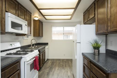 725 G St, Ramona, CA 92065 photo 6