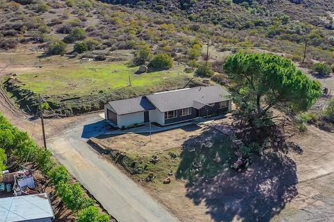 14841 Olde Highway 80, El Cajon, CA 92021 photo 4
