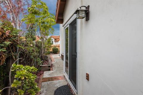 2046 Winsome Way, Encinitas, CA 92024 photo 22