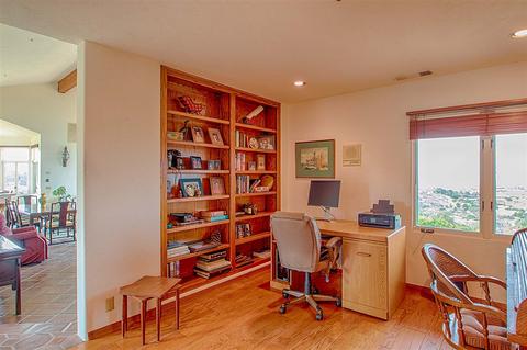 2120 Elevado Rd, Vista, CA 92084 photo 7