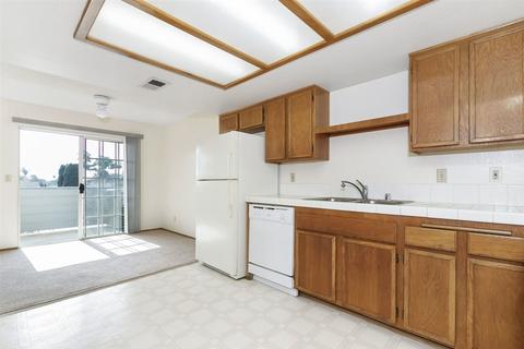 569 E St #19, Chula Vista, CA 91910 photo 6