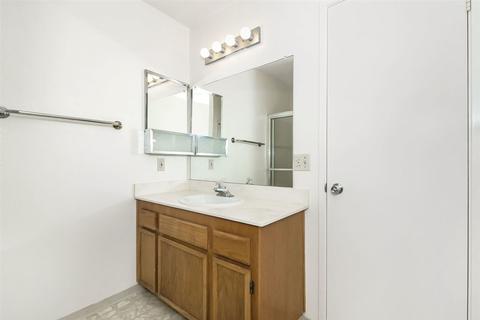 569 E St #19, Chula Vista, CA 91910 photo 10