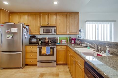 6713 Clover Ct, Carlsbad, CA 92011 photo 10