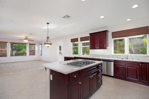 2518 Vendimia Ct, Vista, CA 92084 photo 11